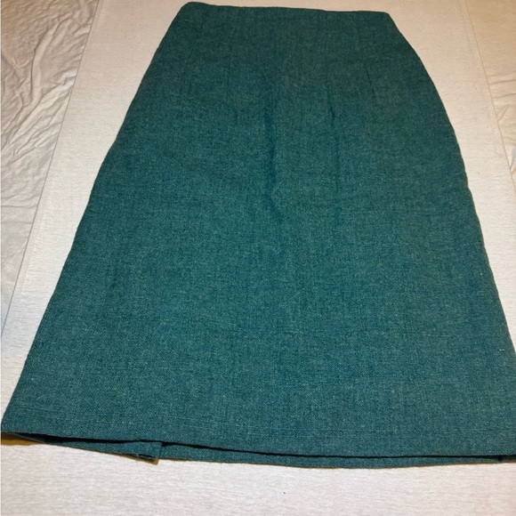 Elegant Teal Fringe Poncho and Skirt Set - Picture 5 of 9